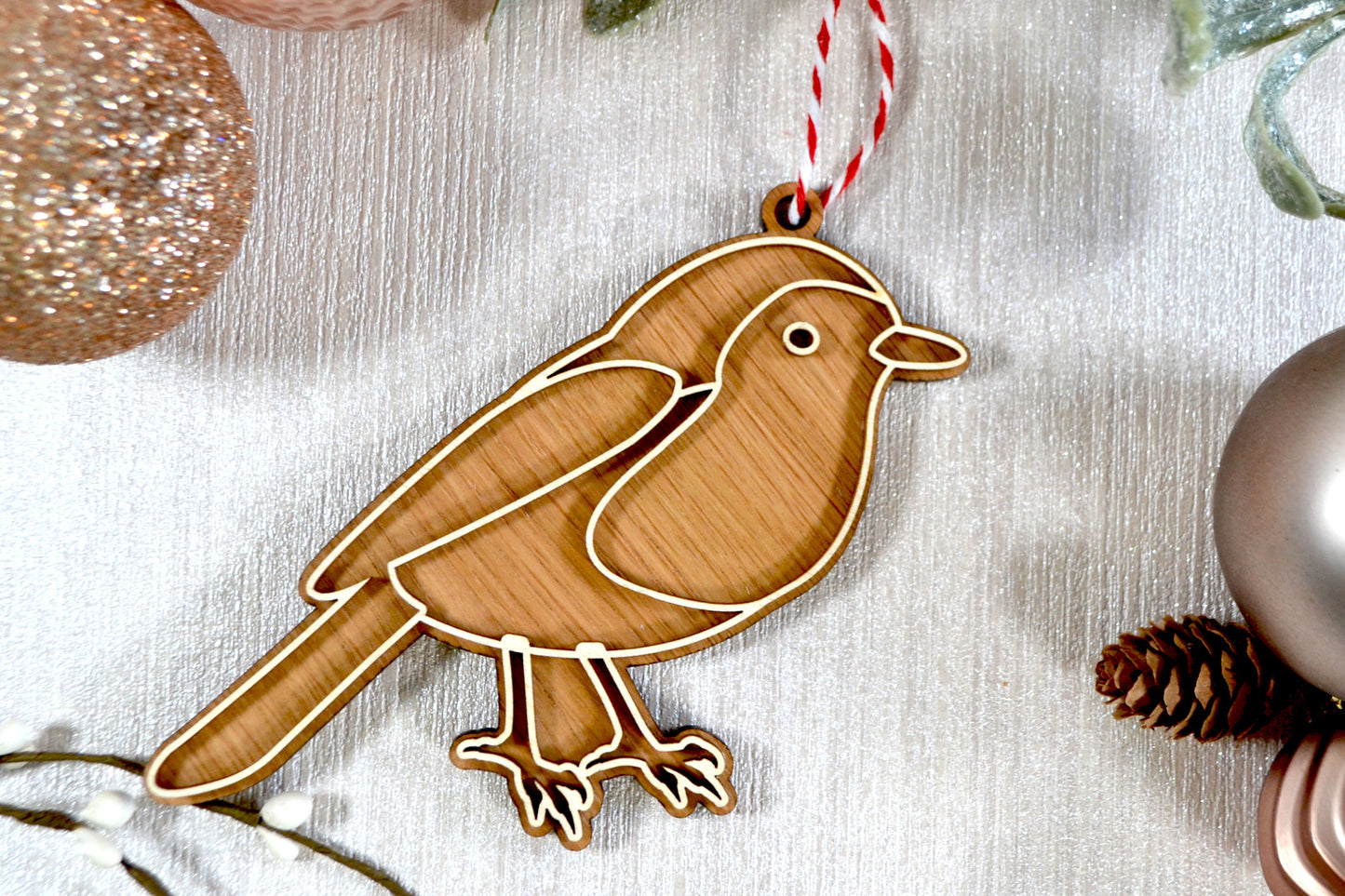 Robin Wooden Bauble - Christmas Tree Decoration